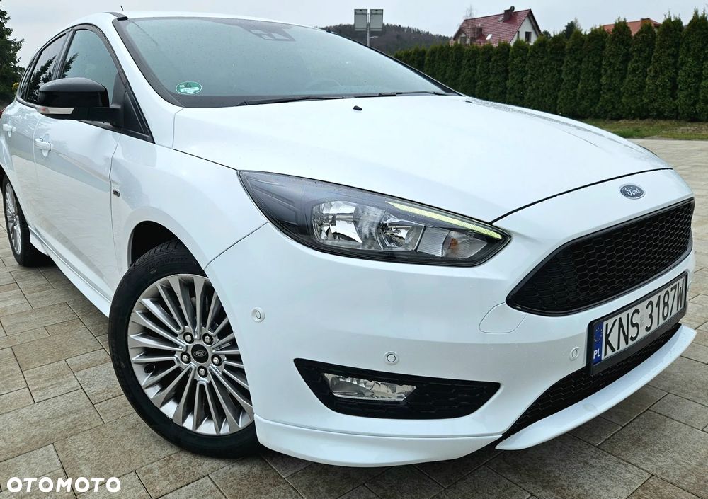 Ford Focus 1.5 EcoBoost STart-Stopp-System ST-LINE - 16