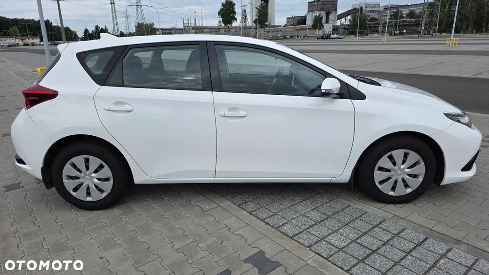 Toyota Auris 1.33 VVT-i Life - 20