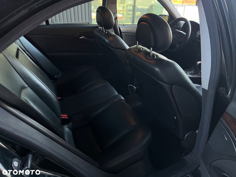 Mercedes-Benz Klasa E 200 CDI Automatik Classic - 15