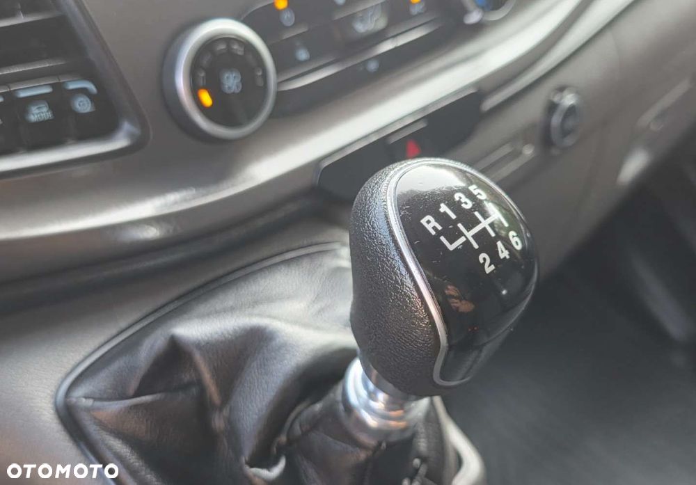 Ford Transit Custom - 20