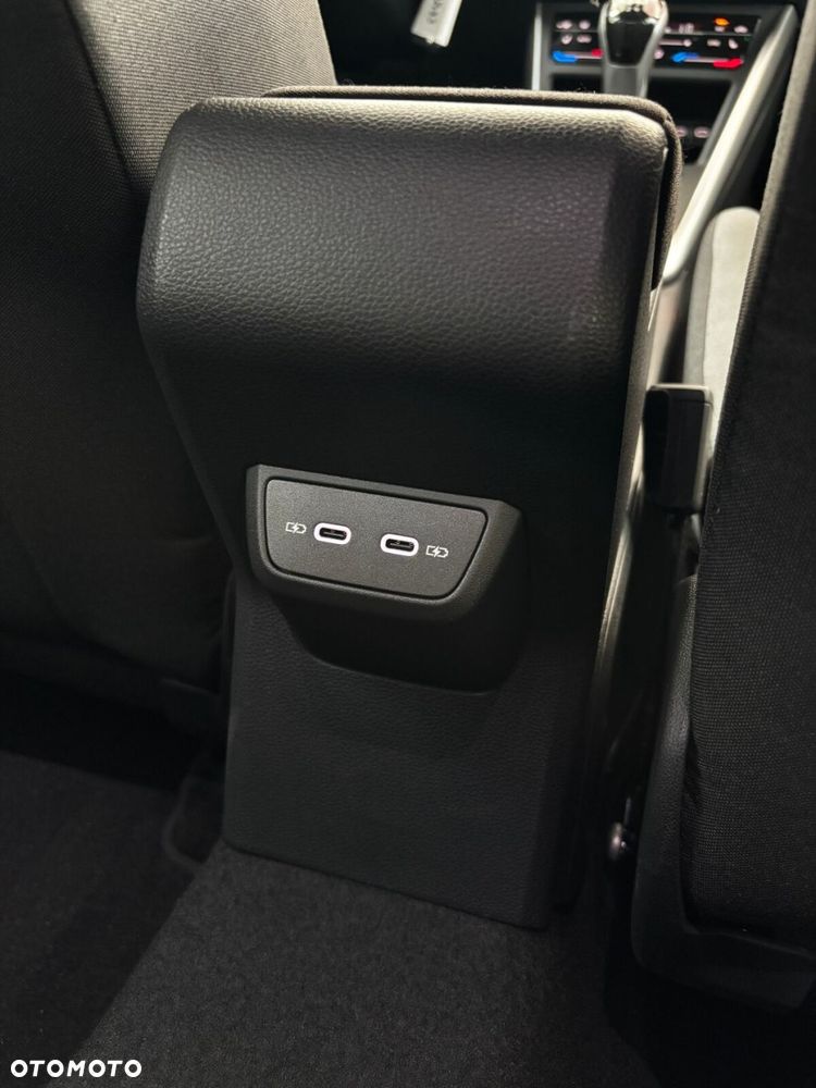 Volkswagen Polo 1.0 TSI Edition 50 - 28