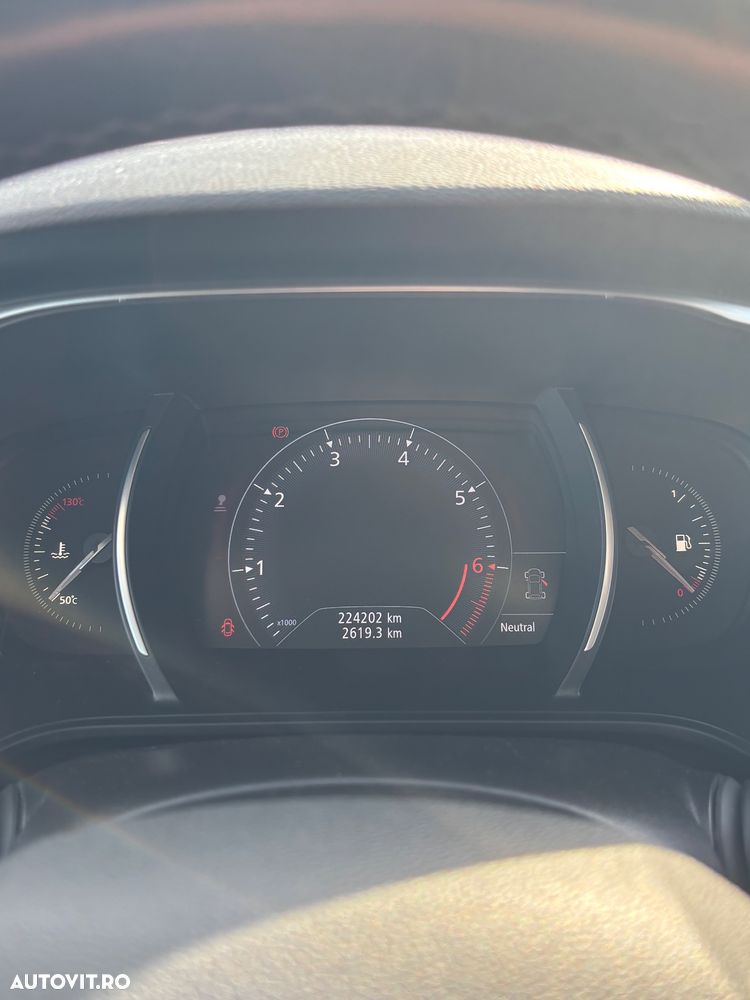 Renault Megane ENERGY TCe 130 BOSE EDITION - 20