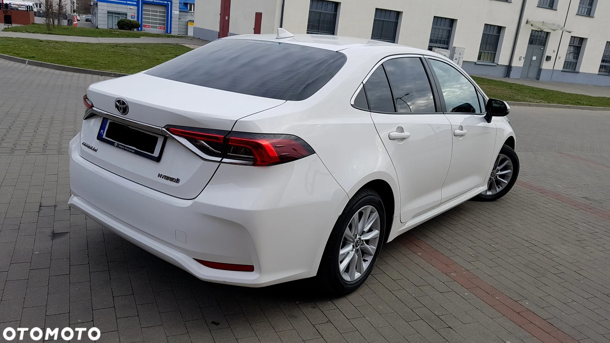 Toyota Corolla 1.8 Hybrid Comfort - 10