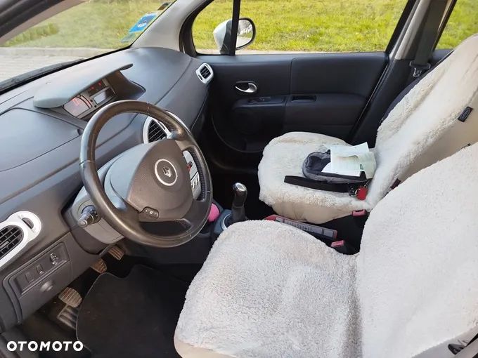 Renault Modus 1.2 16V Avantage - 8