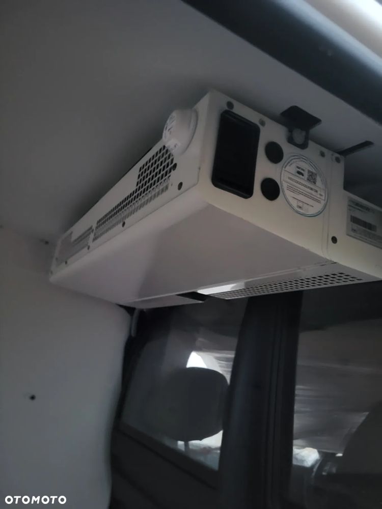 Volkswagen Caddy Maxi Long Chłodnia - 9