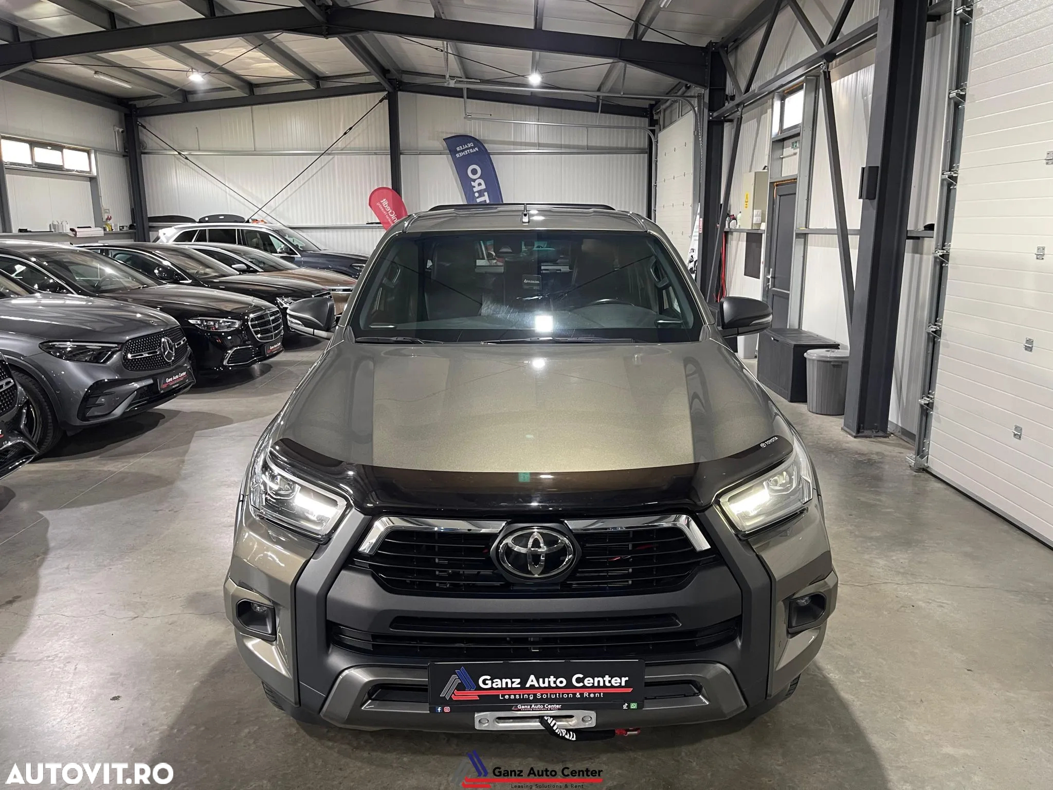Toyota Hilux 2.8D 204CP 4x4 Double Cab AT Invincible - 26