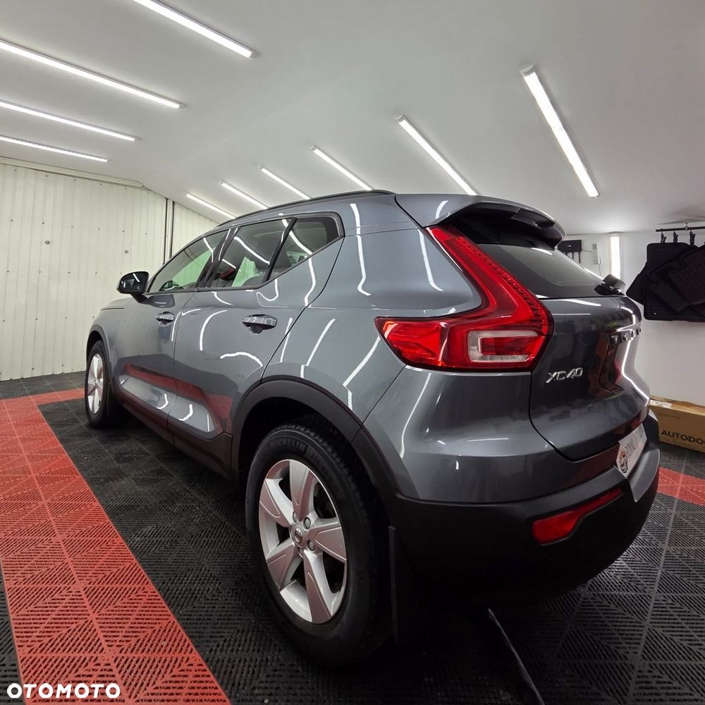 Volvo XC 40 D3 Momentum - 4