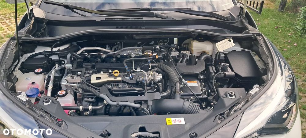 Toyota C-HR - 11