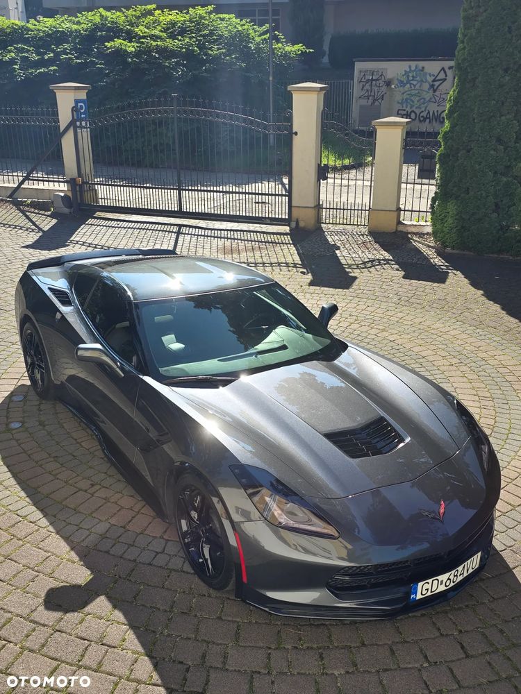 Chevrolet Corvette - 3