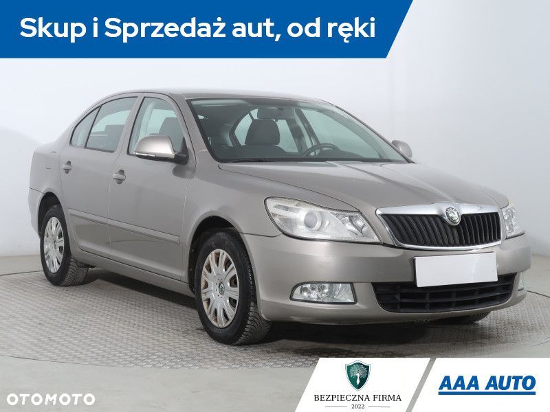 Skoda Octavia - 2