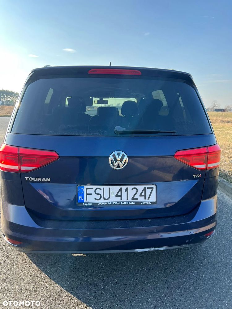 Volkswagen Touran 1.6 TDI SCR BlueMotion Technology Comfortline - 9