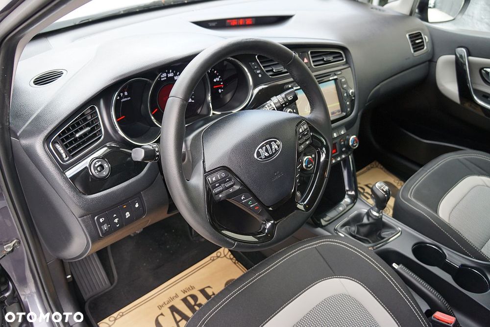 Kia Ceed 1.4 CVVT Dream Team Edition - 8