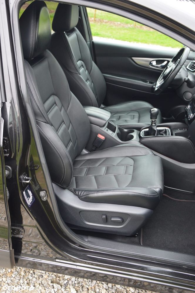 Nissan Qashqai 1.6 DIG-T Tekna+ - 30