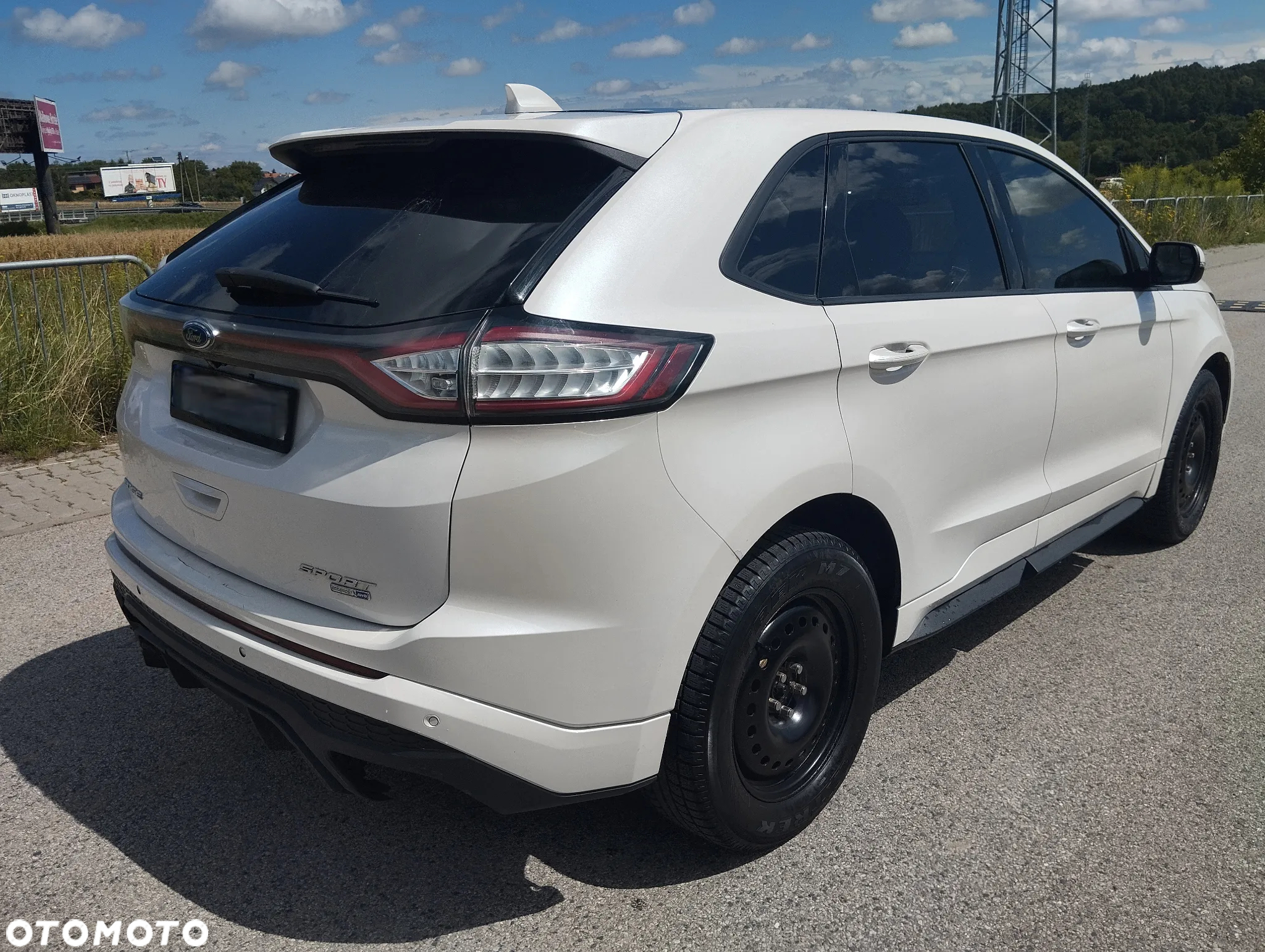 Ford Edge - 4