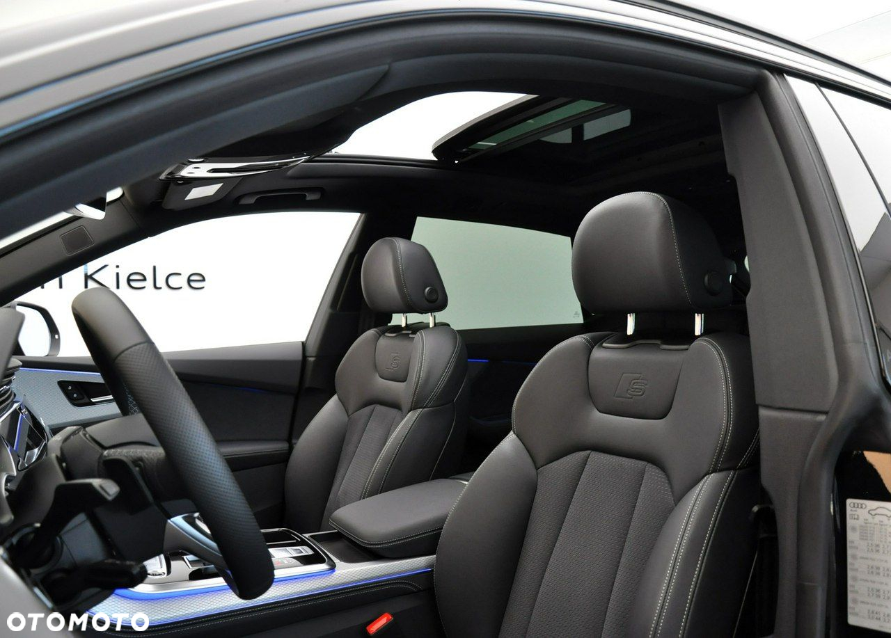 Audi Q8 - 18