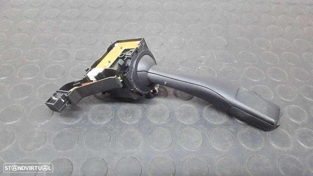 COMANDOS DOS PISCAS VOLKSWAGEN GOLF VI (5K1) ADVANCE - 6