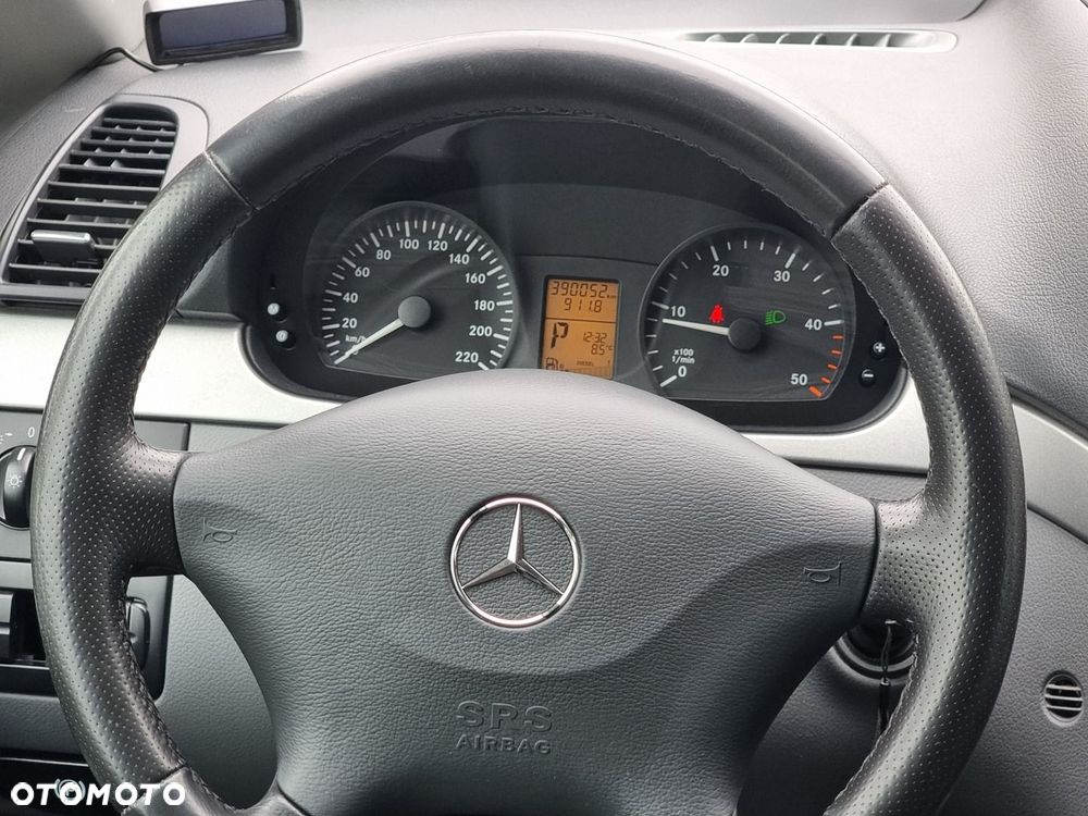 Mercedes-Benz Vito - 27