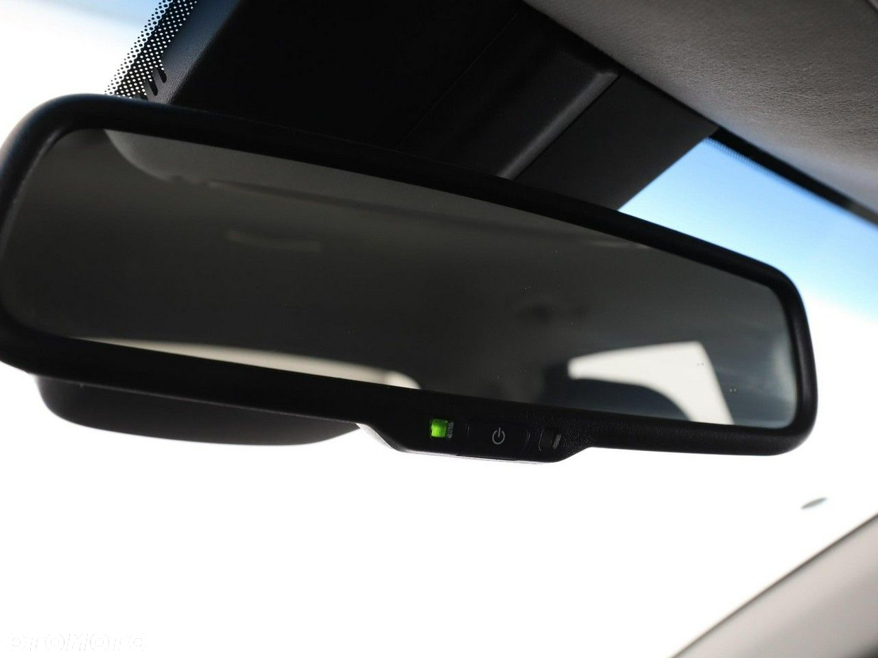 Kia Niro 1.6 GDI HEV 2WD OPF Edition 7 - 38