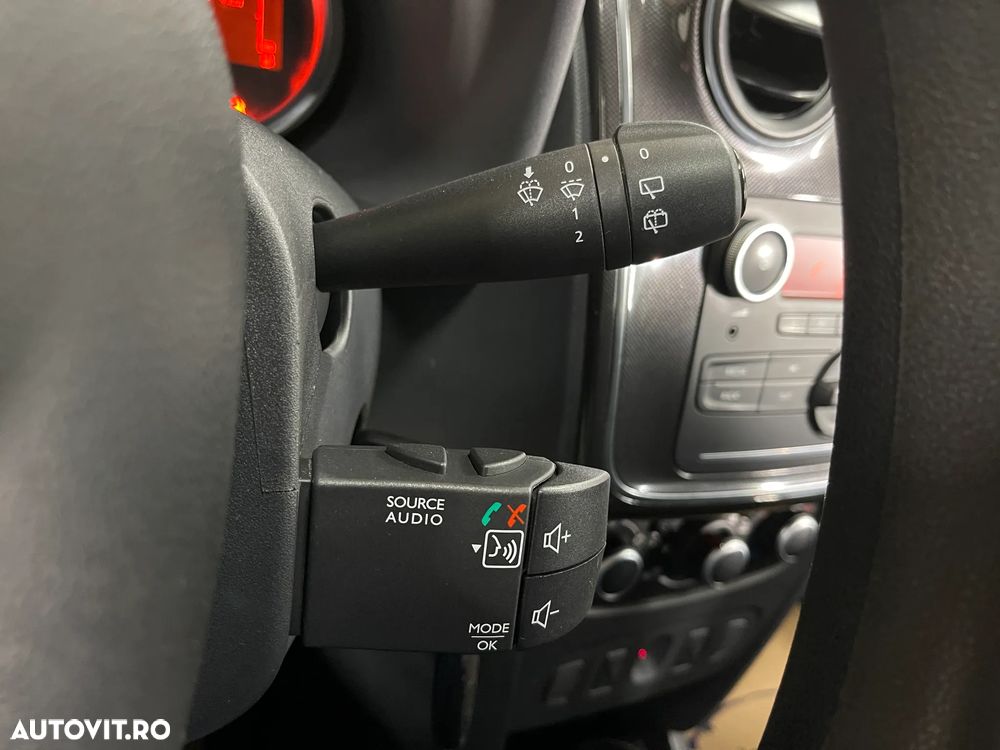 Dacia Logan MCV 1.5 Blue dCi Laureate - 16