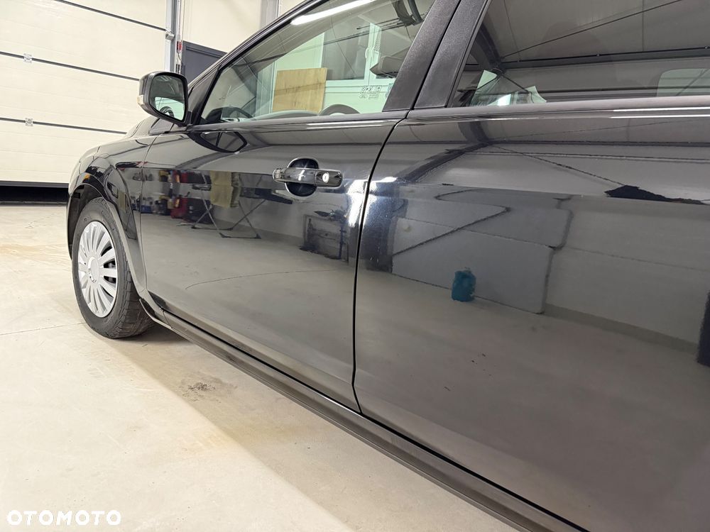 Ford Focus 1.6 16V Black Magic - 8