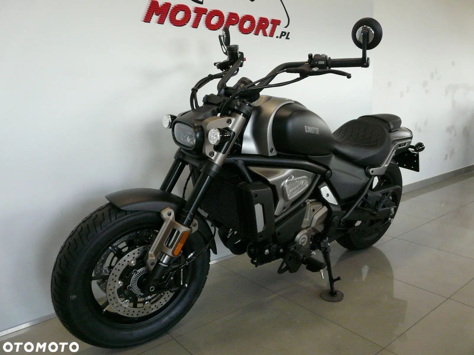 QJMOTOR SRV 700 - 15