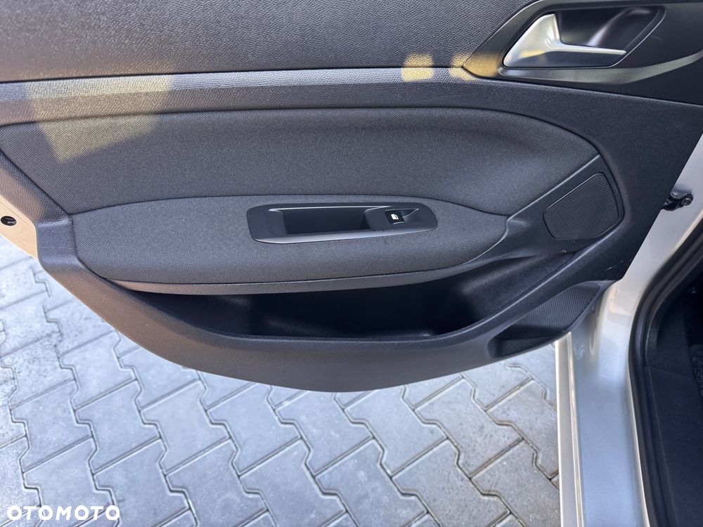 Peugeot 308 BlueHDi FAP 120 EAT6 Stop & Start Allure - 22