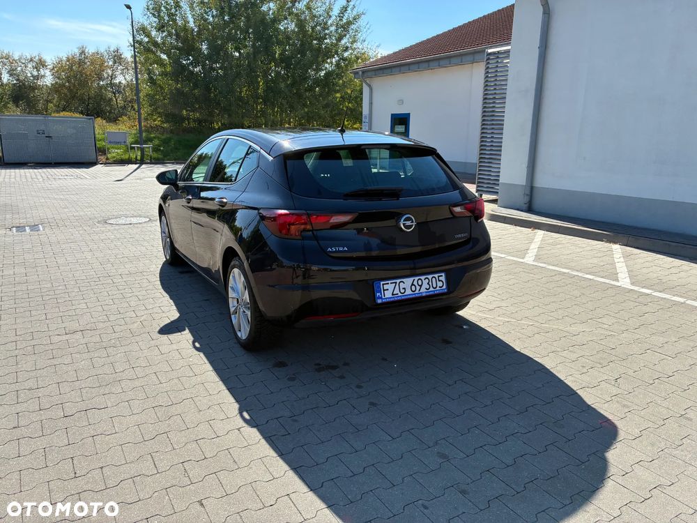 Opel Astra 2017 photo 3
