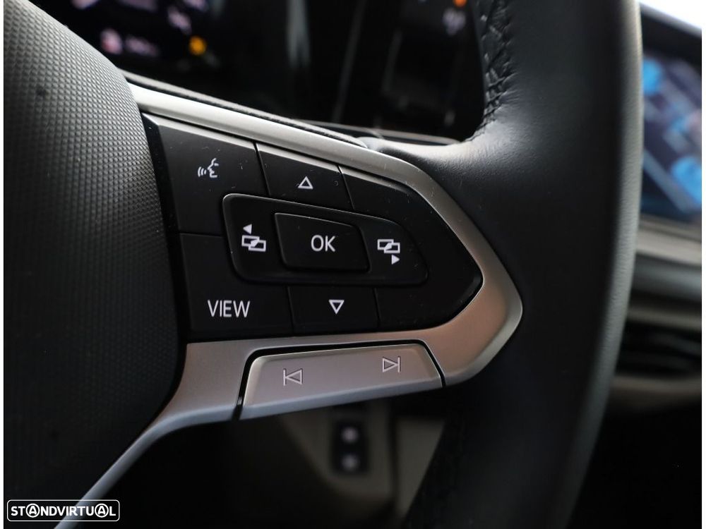 VW Multivan 1.5 TSI e-Hybrid Trend DSG - 17