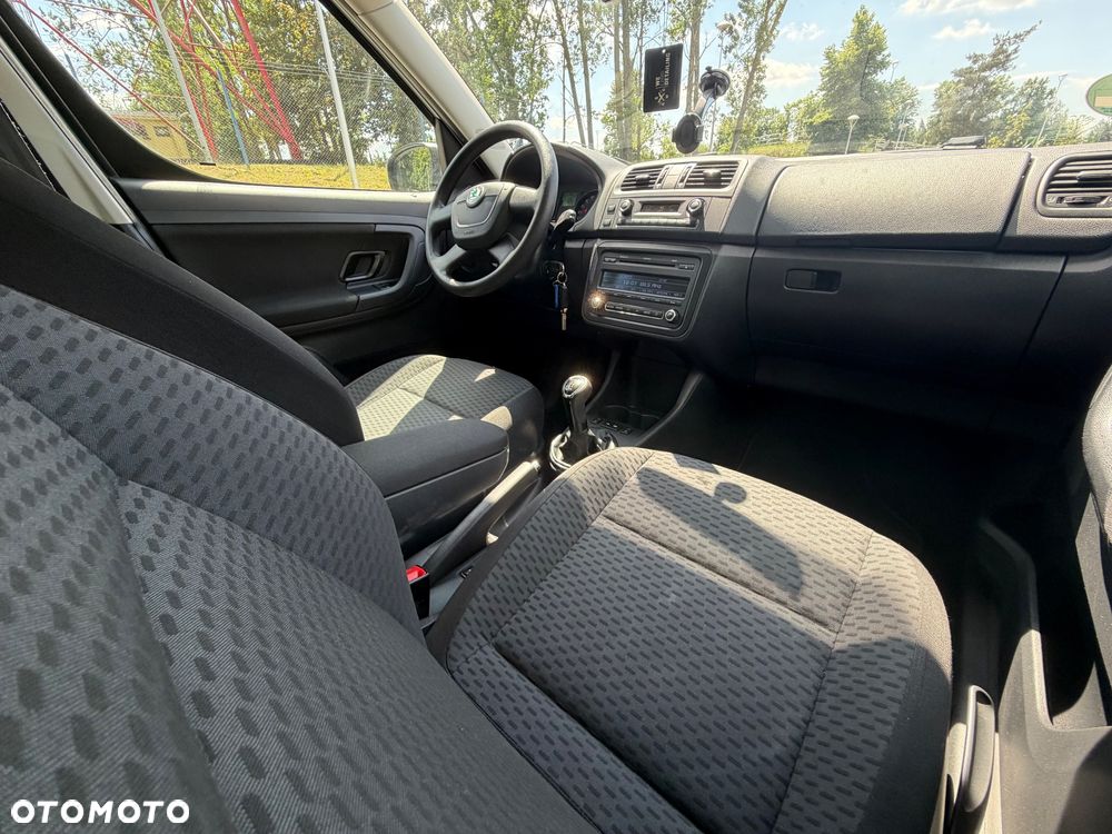 Skoda Roomster 1.2 TSI Style PLUS EDITION - 23