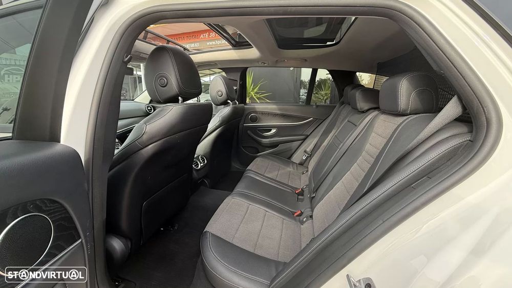 Mercedes-Benz E 300 de Avantgarde 4Matic - 23