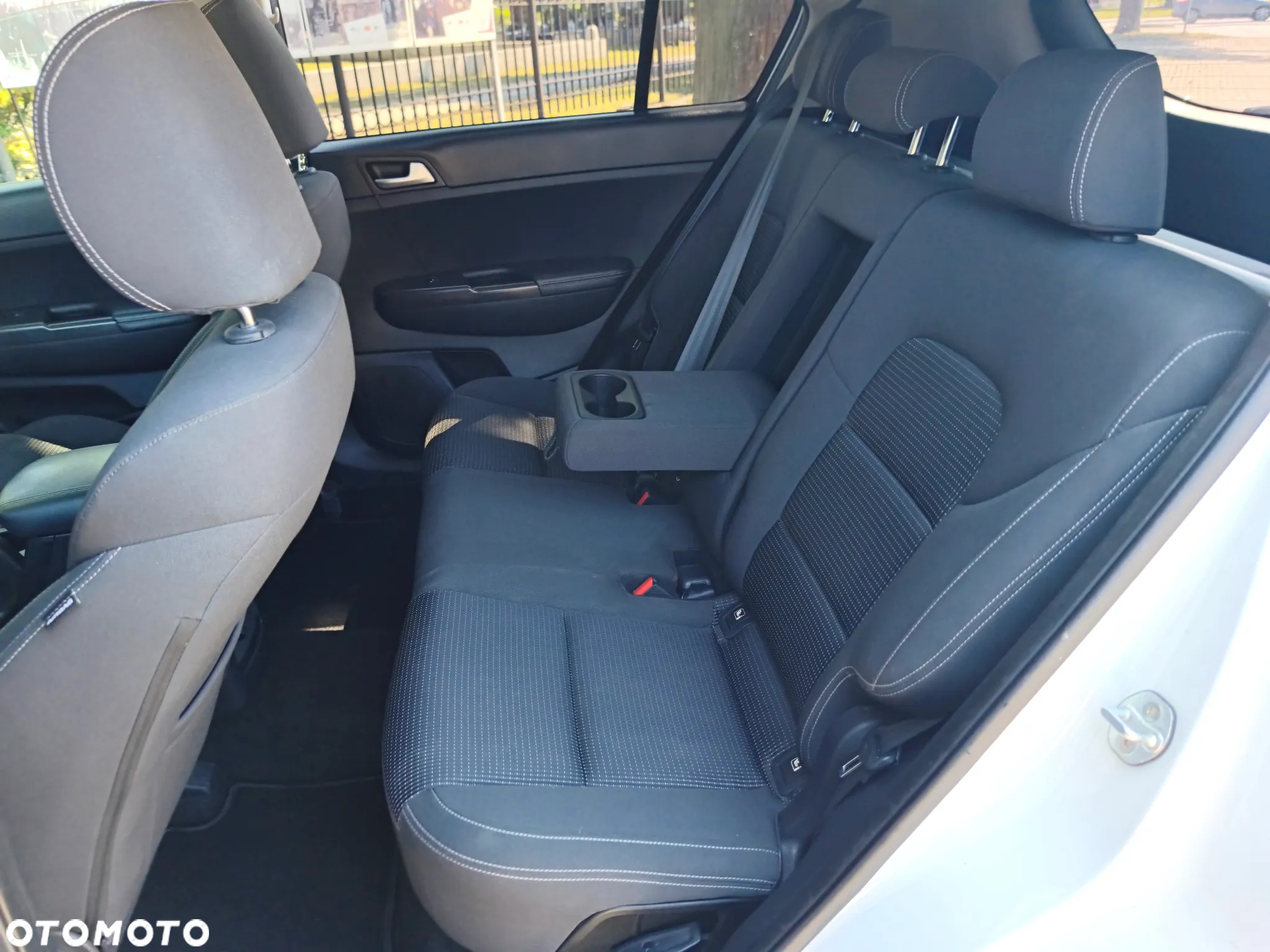 Kia Sportage 1.7 CRDI 2WD Attract - 34