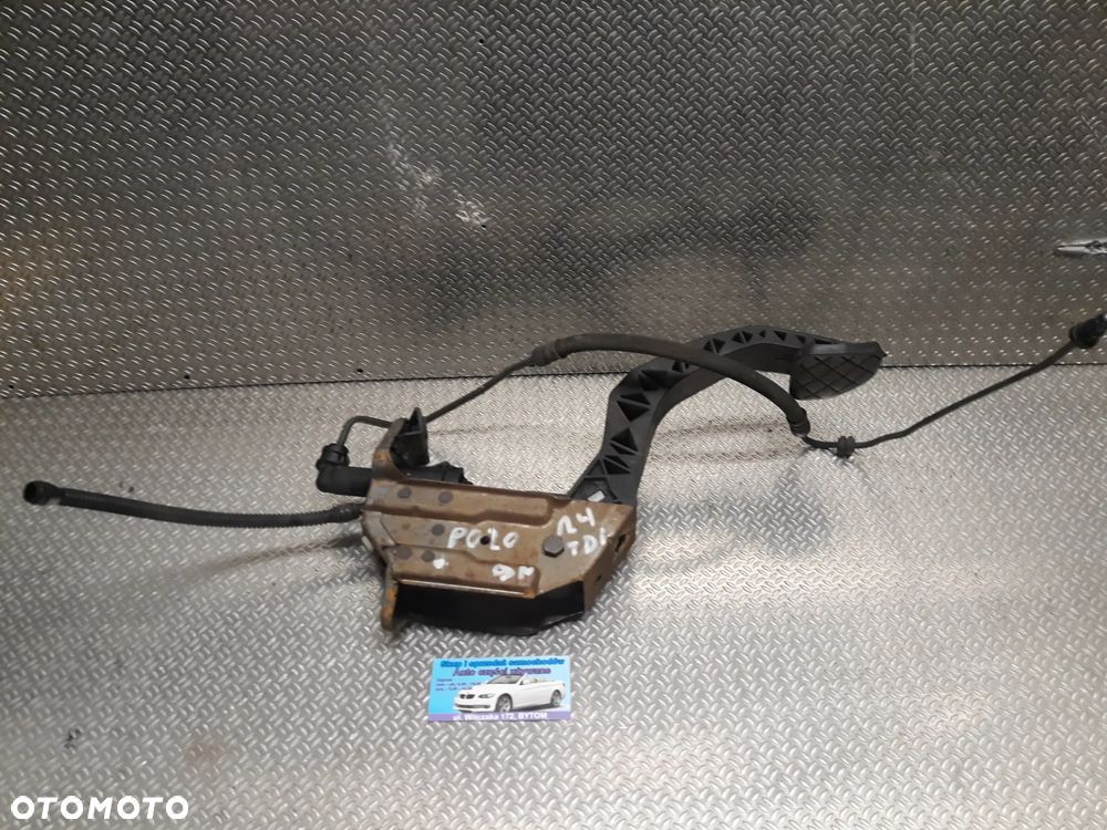 WYSPRZĘGLIK PEDAŁ SPRZĘGŁA VOLKSWAGEN POLO IV 9N 1,4 TDI 6Q1721059AJ