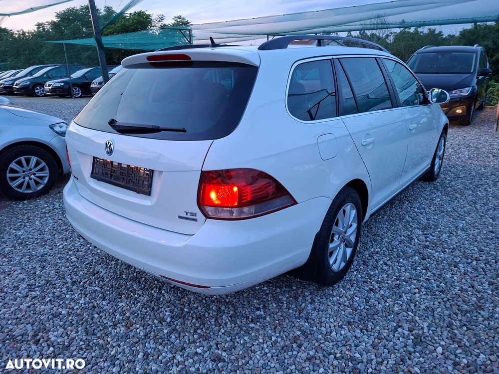 Volkswagen Golf - 4