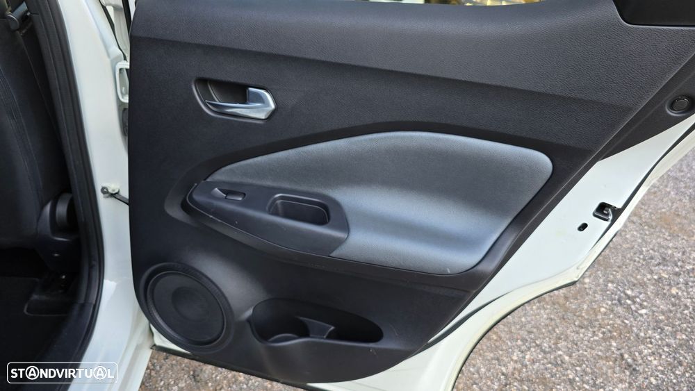 Nissan Juke 1.0 DIG-T N-Connecta DCT - 46