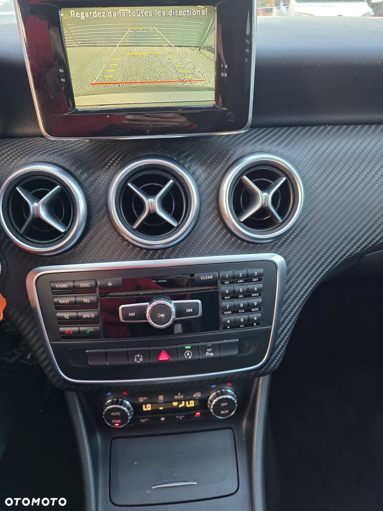 Mercedes-Benz Klasa A 220 CDI - 19