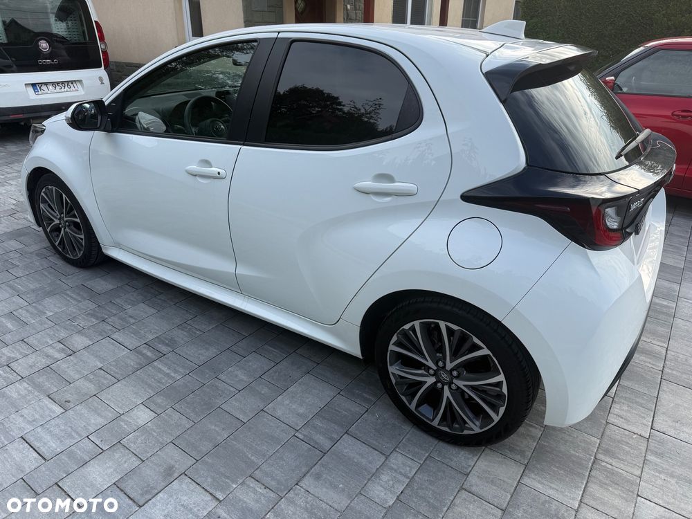 Toyota Yaris - 12
