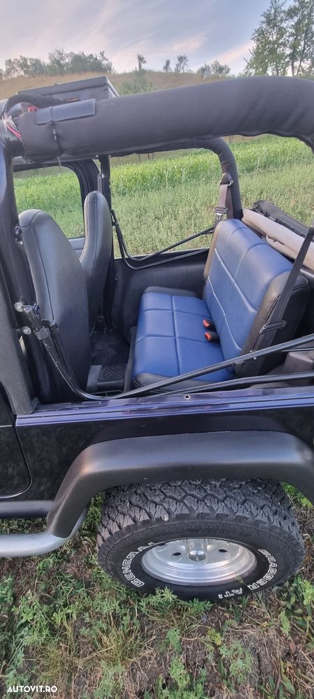 Jeep Wrangler - 15