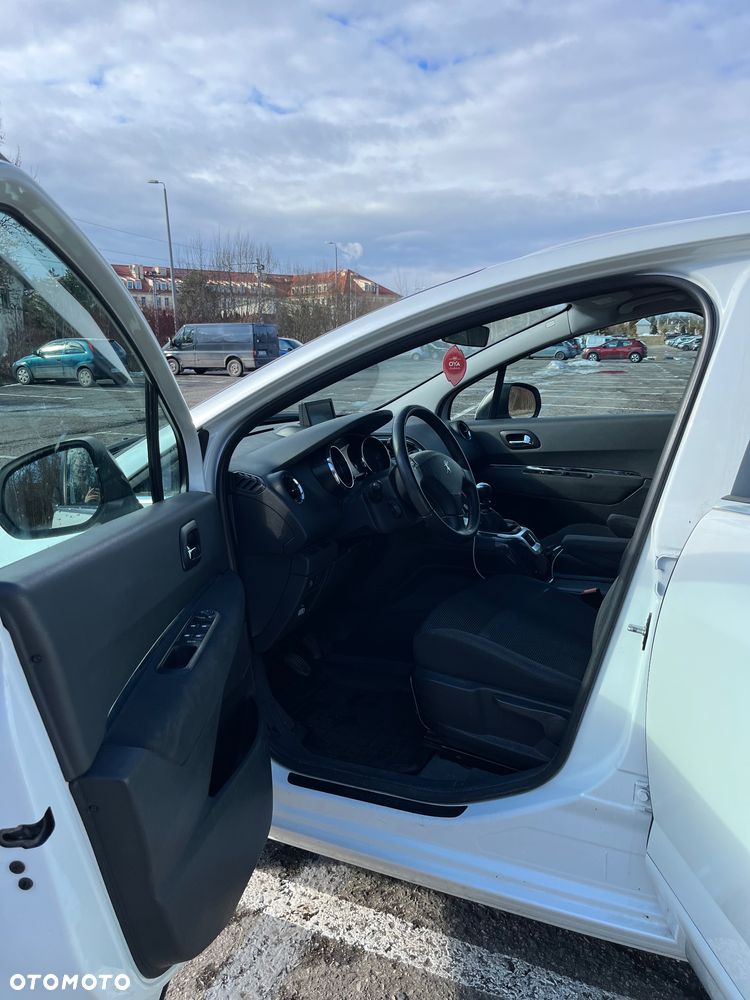 Peugeot 5008 1.6 HDi Style 7os - 21
