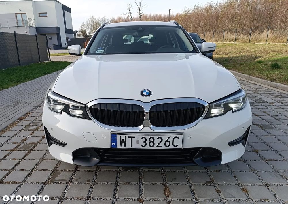 BMW Seria 3 318i Sport Line - 10