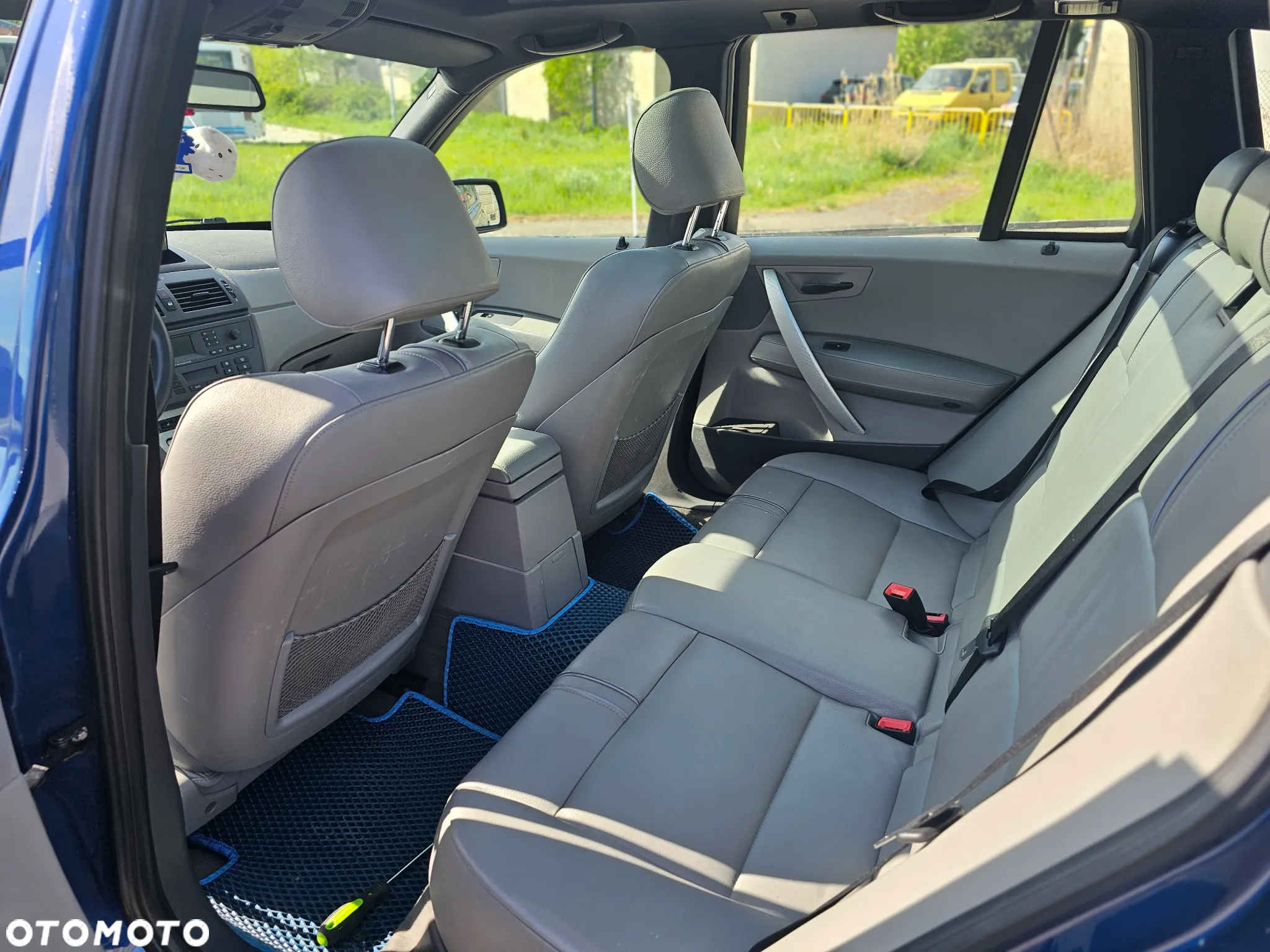 BMW X3 3.0i - 11
