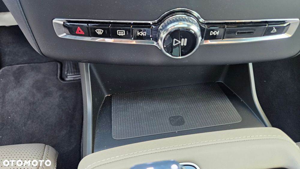 Volvo XC 90 - 26
