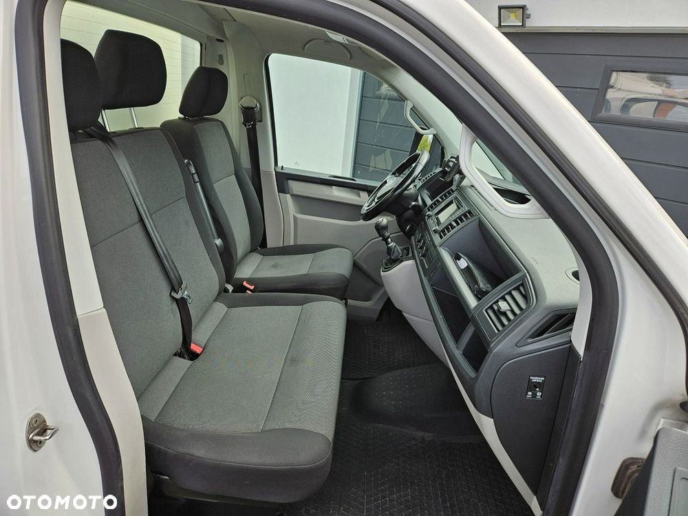 Volkswagen Transporter - 30