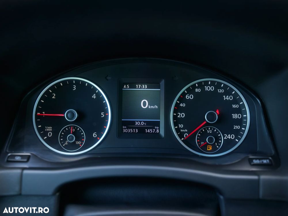 Volkswagen Tiguan - 16