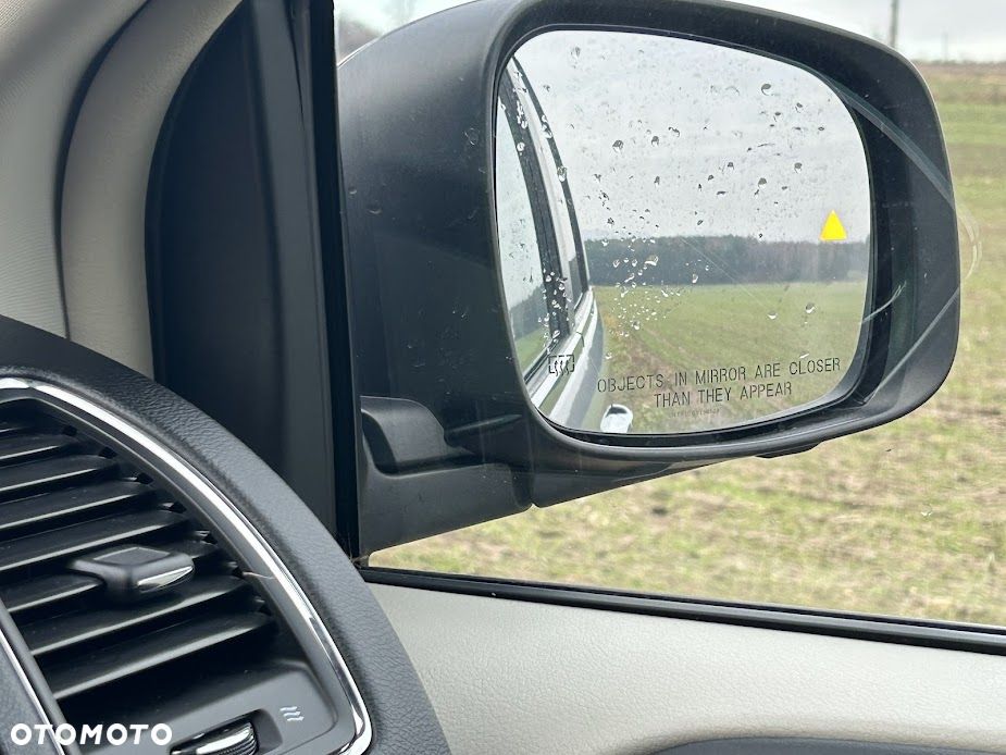 Chrysler Town & Country 3.6 Touring - 32