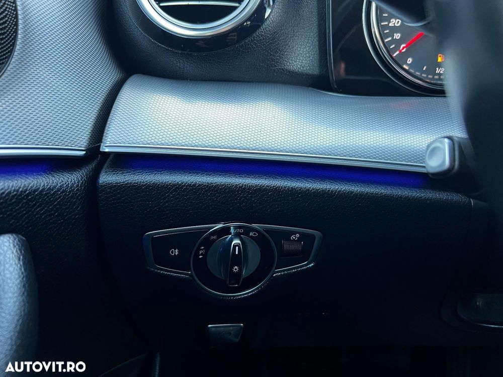 Mercedes-Benz E - 25