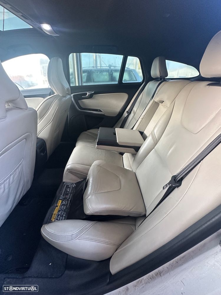 Volvo V60 - 8