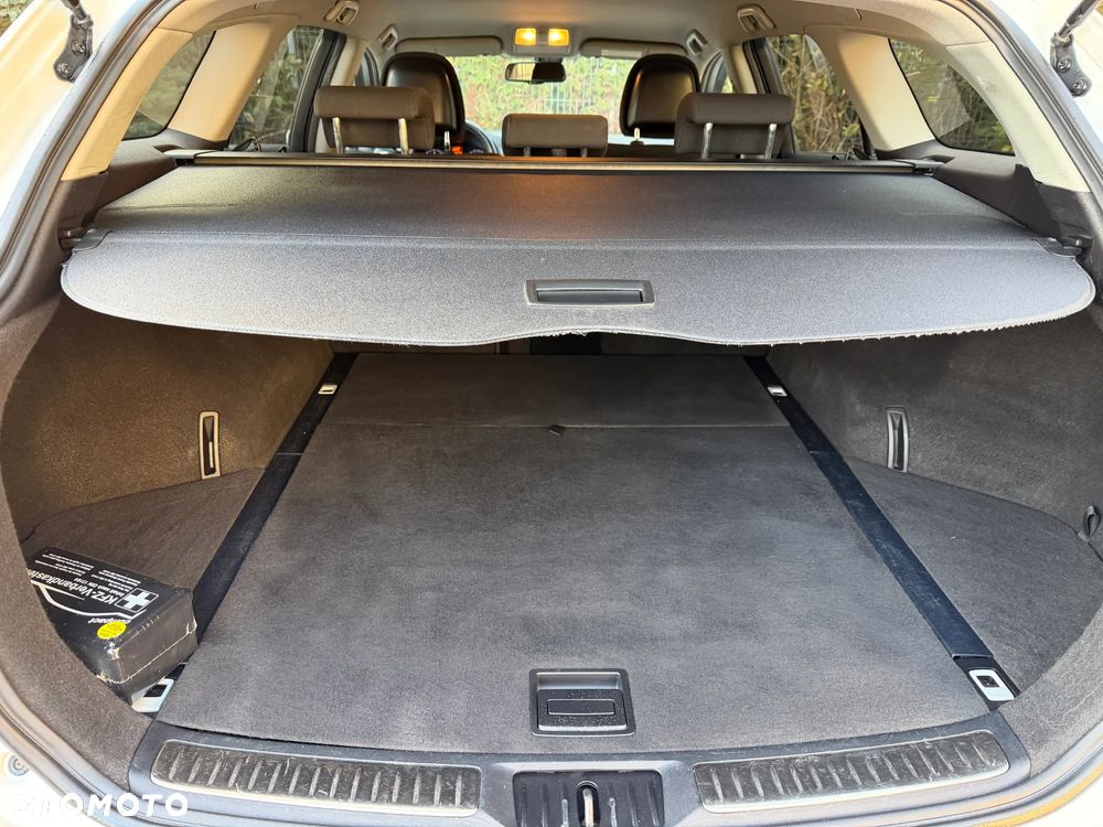 Toyota Avensis 2.0 D-4D Life - 14