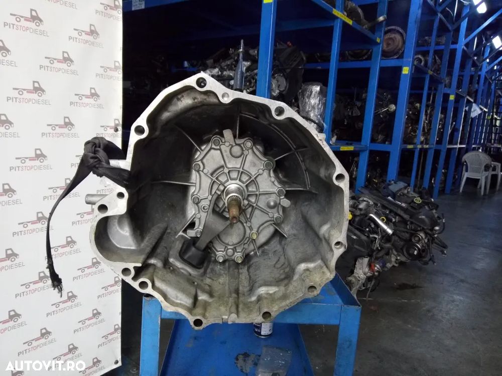 Cutie de viteze NISSAN NAVARA 2.5  D  2005 2006 2007 2008 2009 - 3