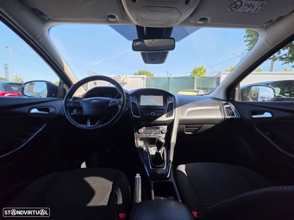 Ford Focus 1.5 TDCi ECOBlue Active - 16