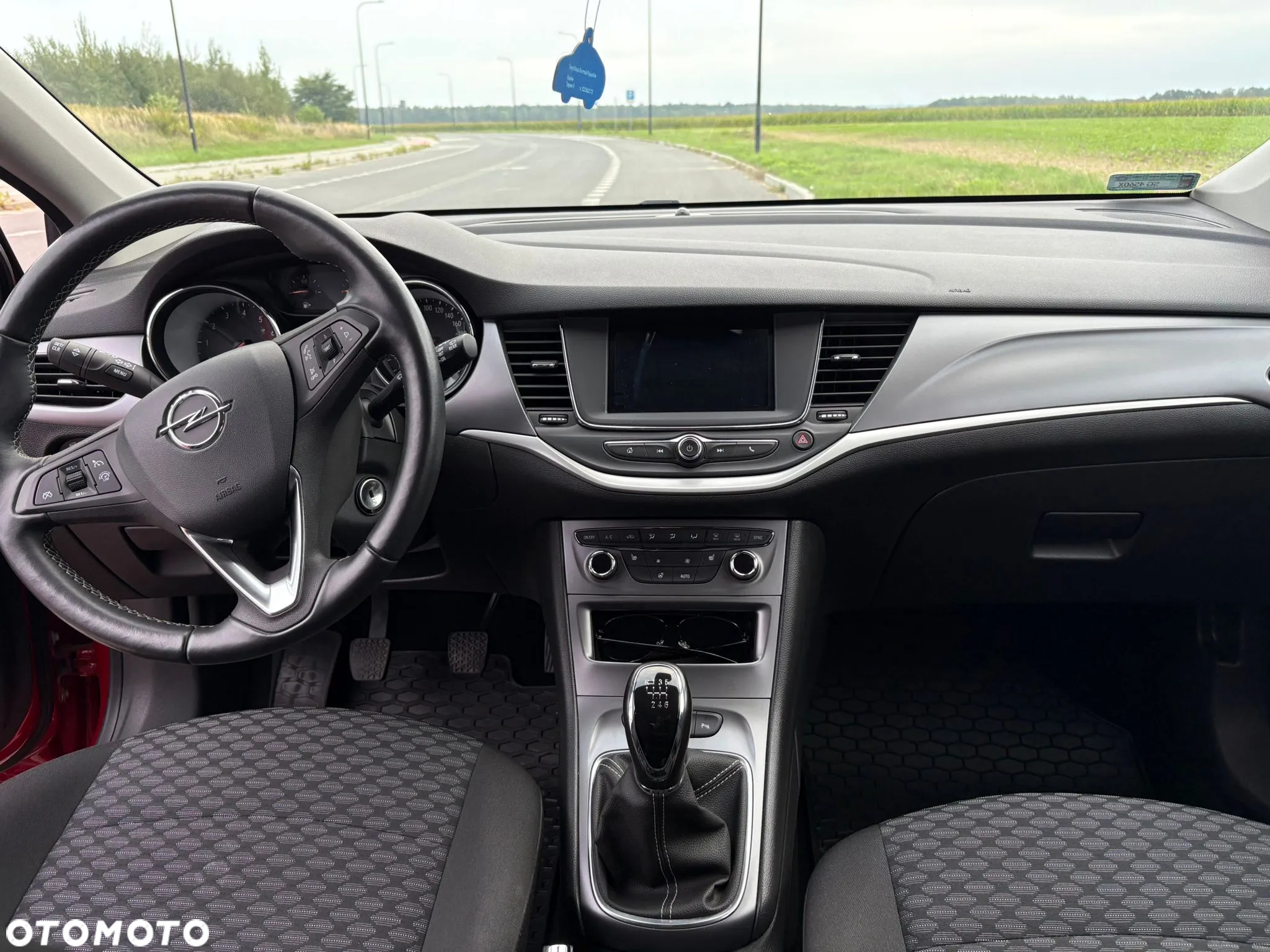 Opel Astra V 1.2 T Edition S&S - 8